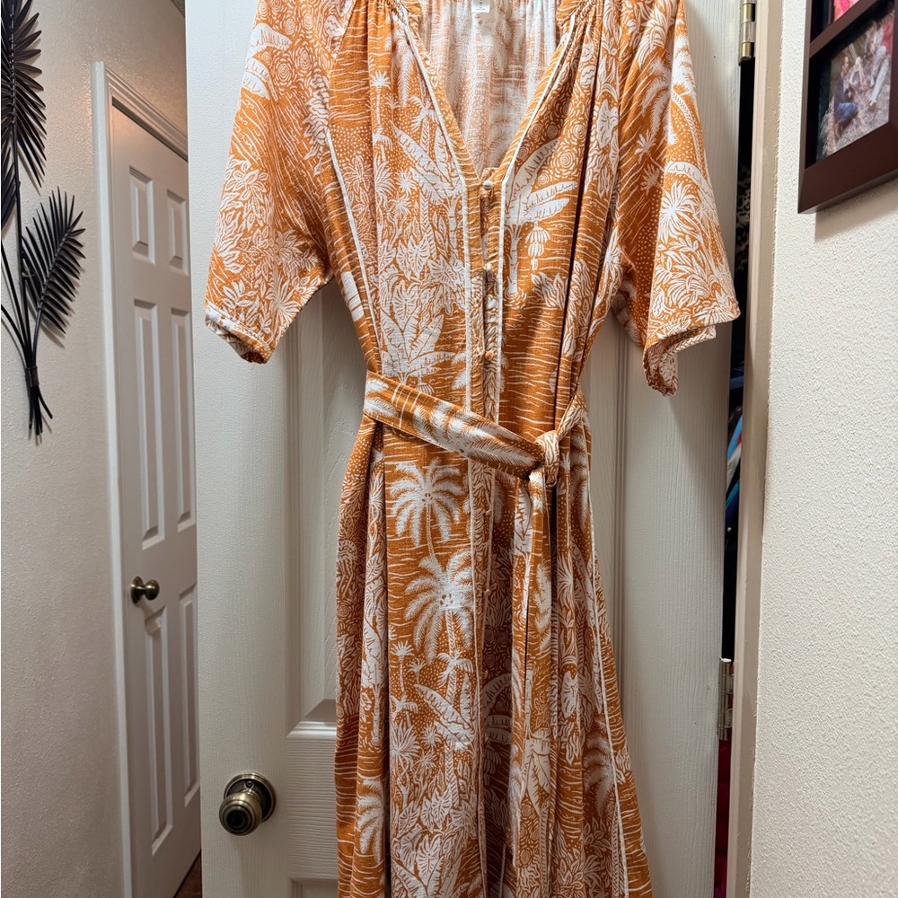 H&M Tropical Paradise Midi Dress in Carmel and White